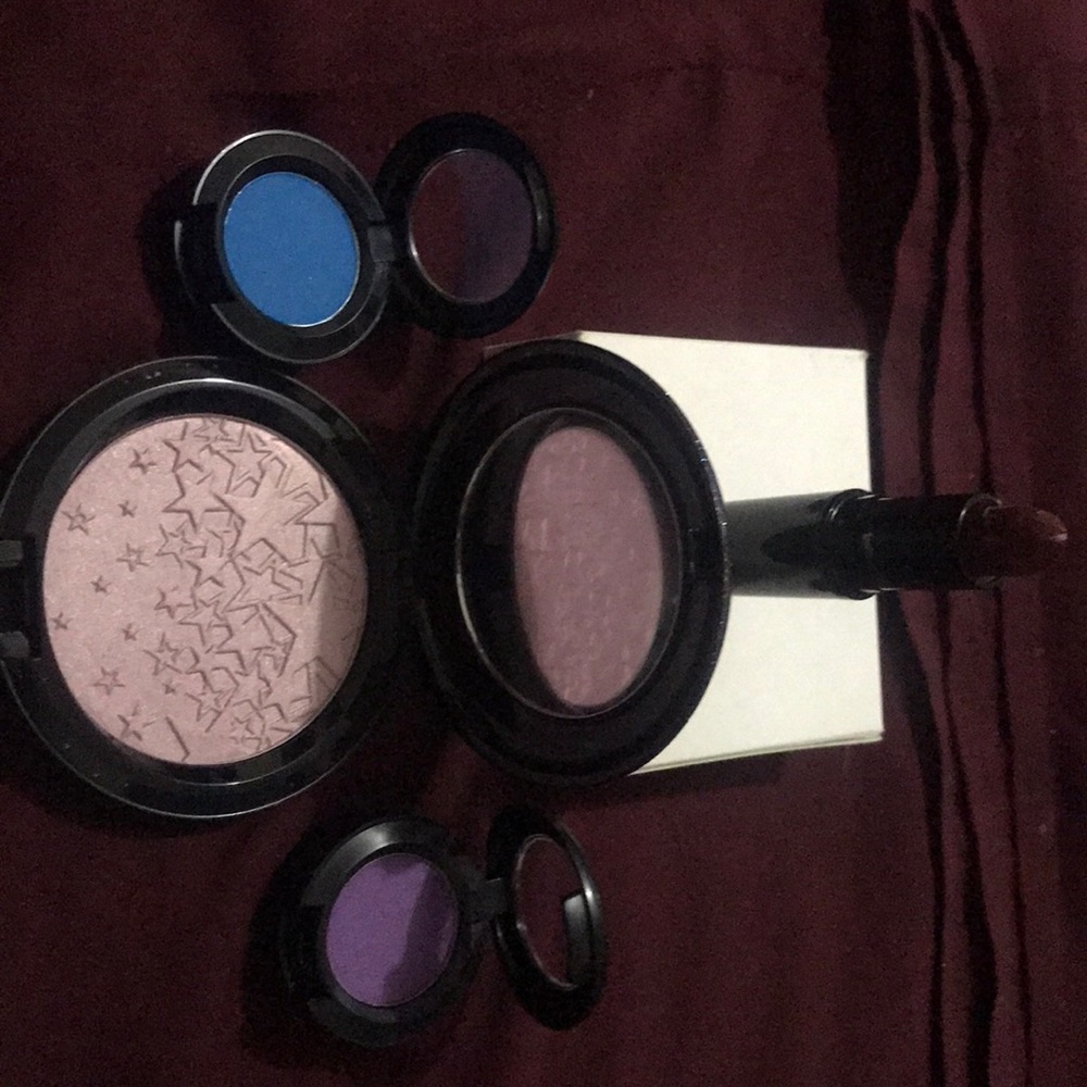 Mac new launch 🚀 “kiss of star”